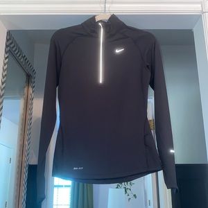 Nike element half zip